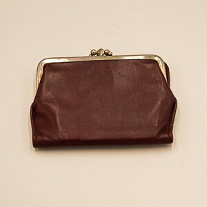 Vintage St Thomas snap close wallet Burgundy